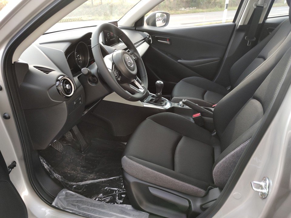 Mazda 2 2 CENTER inkl Leasing-Bonus Sitzheizg Klimaaut F - 