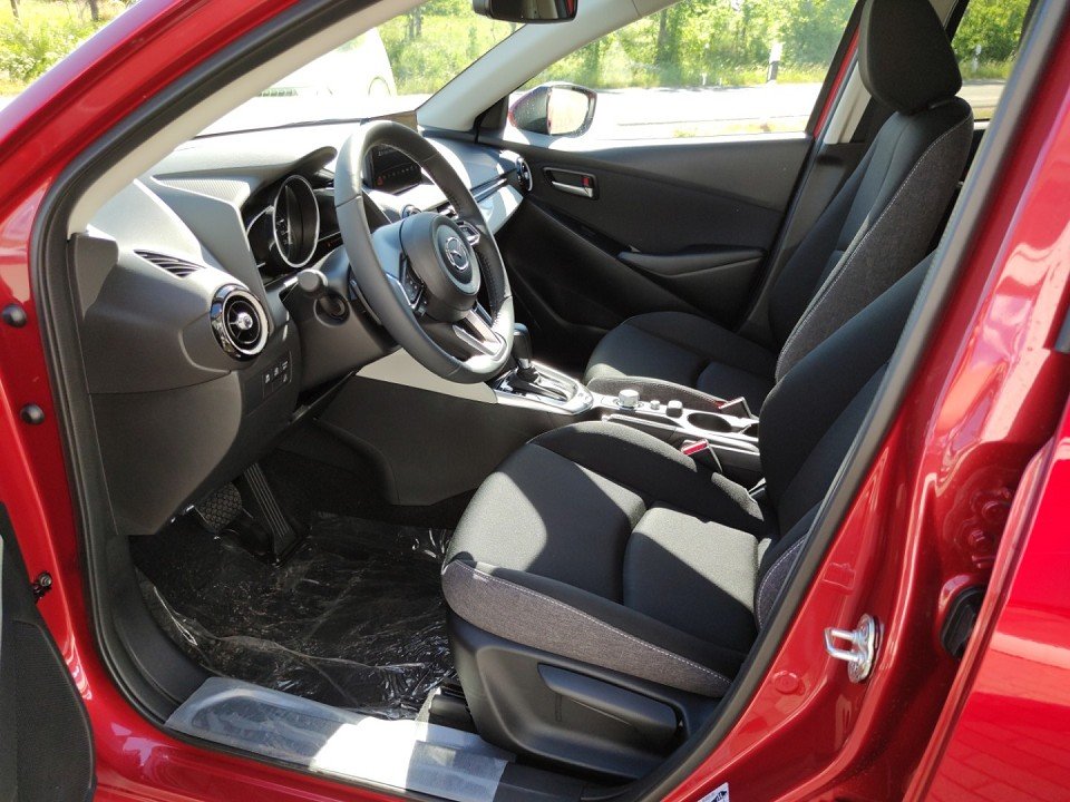 Mazda 2 2 EXCLUSIVE LogIn RFK Klimaaut Freisprech Sitzhe - 