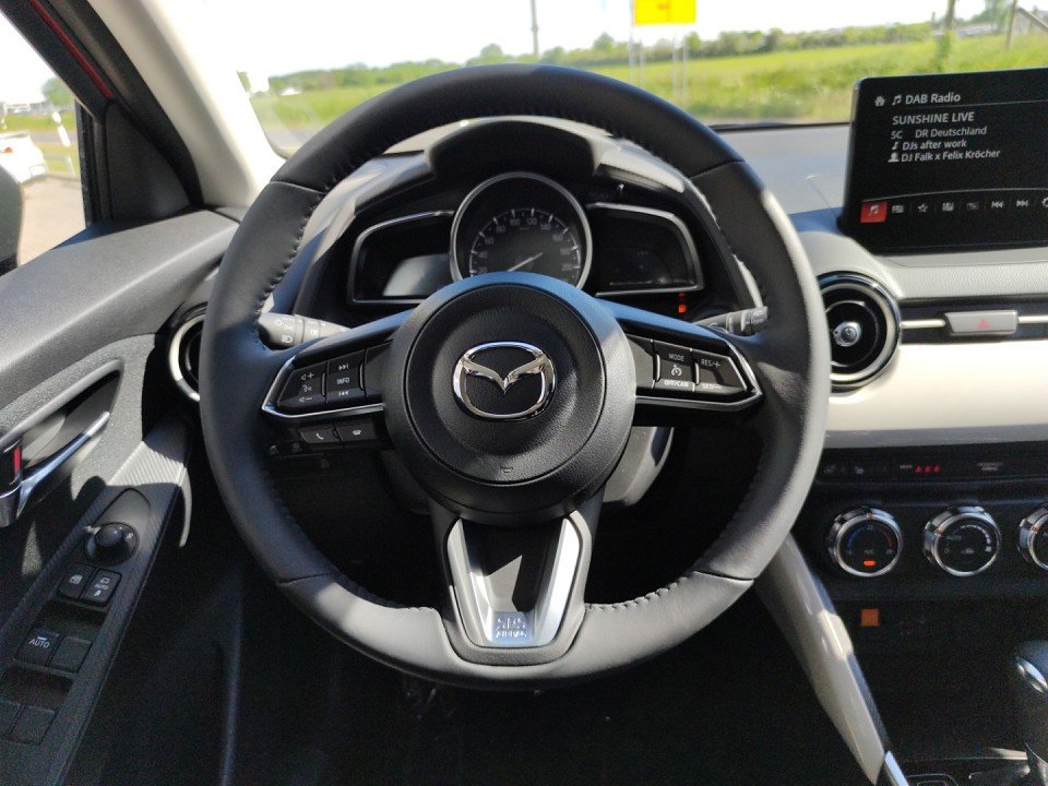 Mazda 2 2 EXCLUSIVE LogIn RFK Klimaaut Freisprech Sitzhe - 