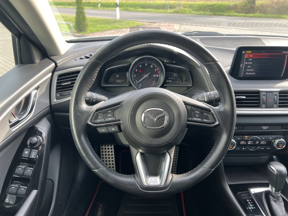 Mazda 3 3 SIGNATURE+ RFK Lenkradheizg Einparkhilfe Klima - 