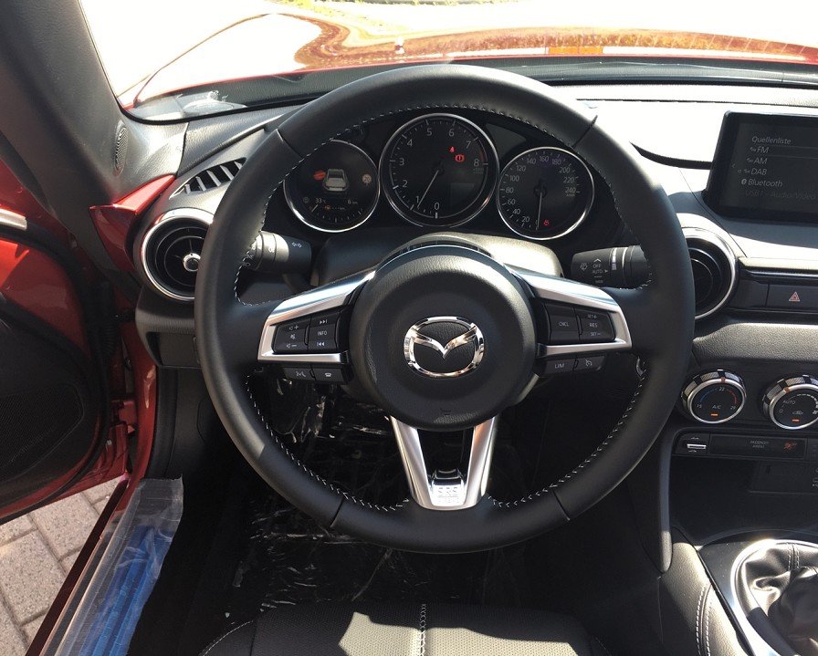 Mazda MX-5 MX-5 EXCLUSIVE 184PS Wirel Carplay Verkehrszeich - 