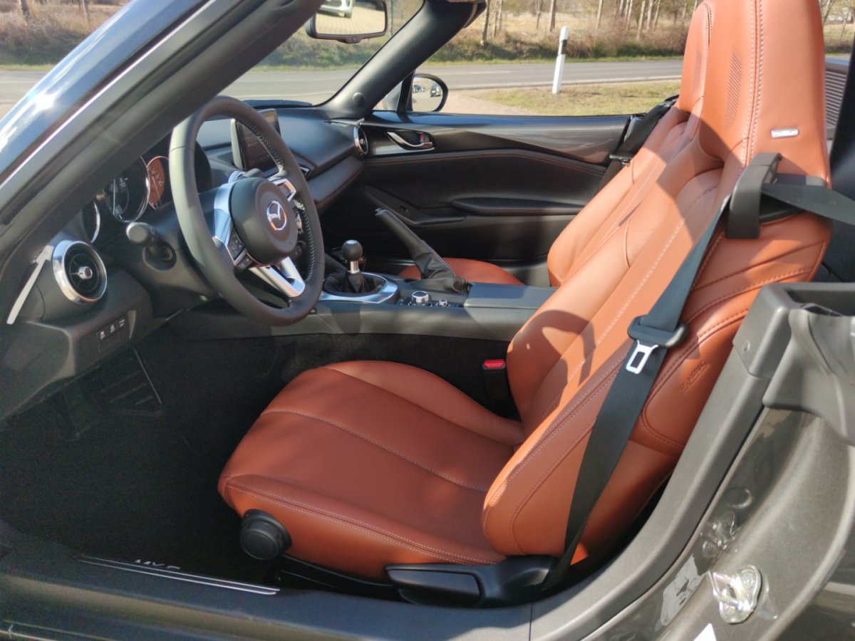 Mazda MX-5 MX-5 "goldngrey boxed" BOSE Matrix Klimaaut LogI - 