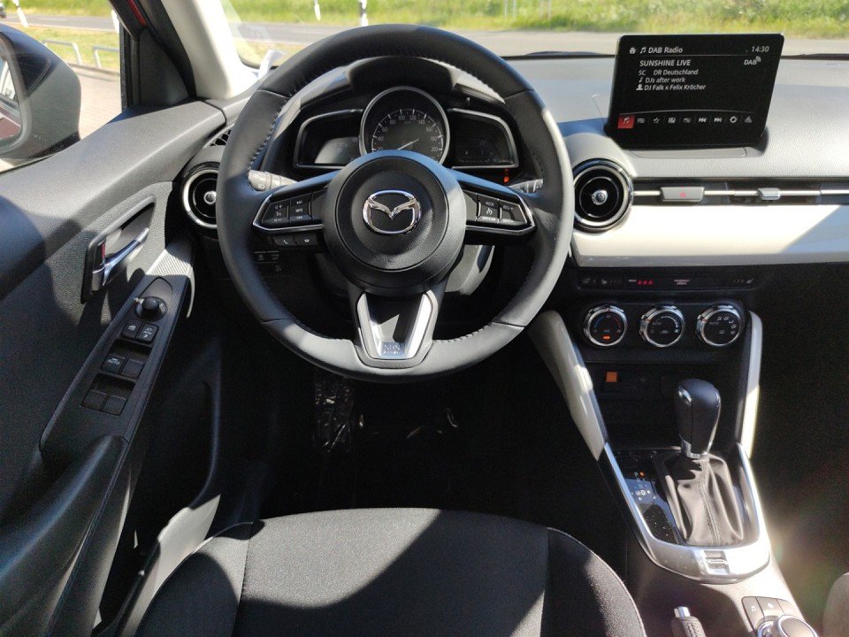 Mazda 2 2 EXCLUSIVE LogIn RFK Klimaaut Freisprech Sitzhe - 