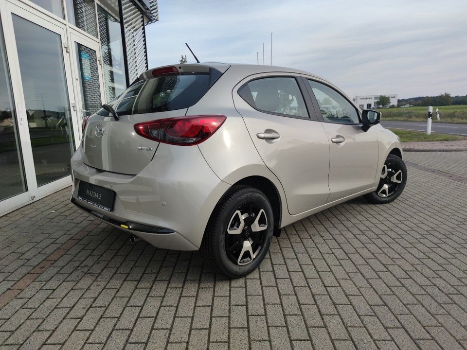 Mazda 2 2 CENTER Sitzheizg Klimaaut Freisprech Einparkhi - 