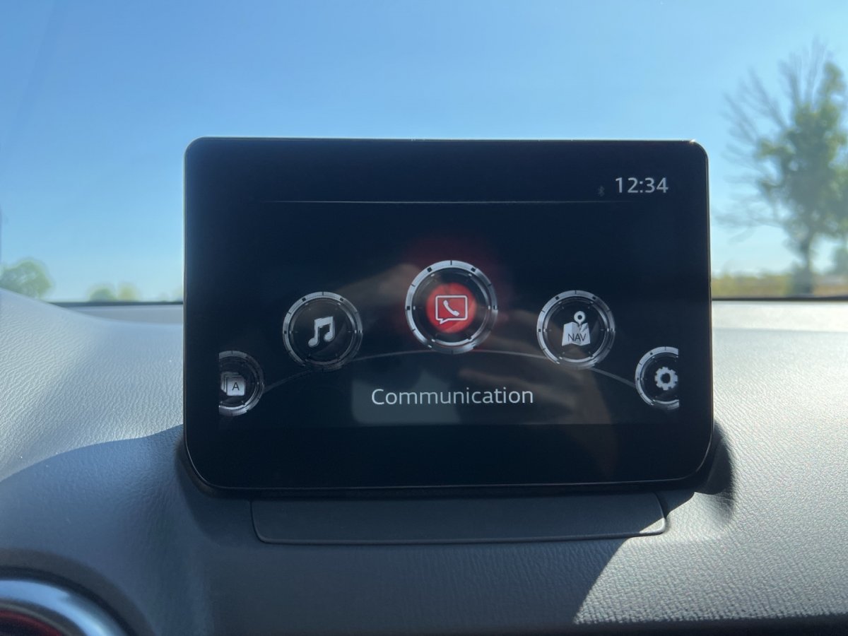 Mazda 2 2 HOMURA Voll-LED Klimaaut RFK Carplay Einparkhh - 