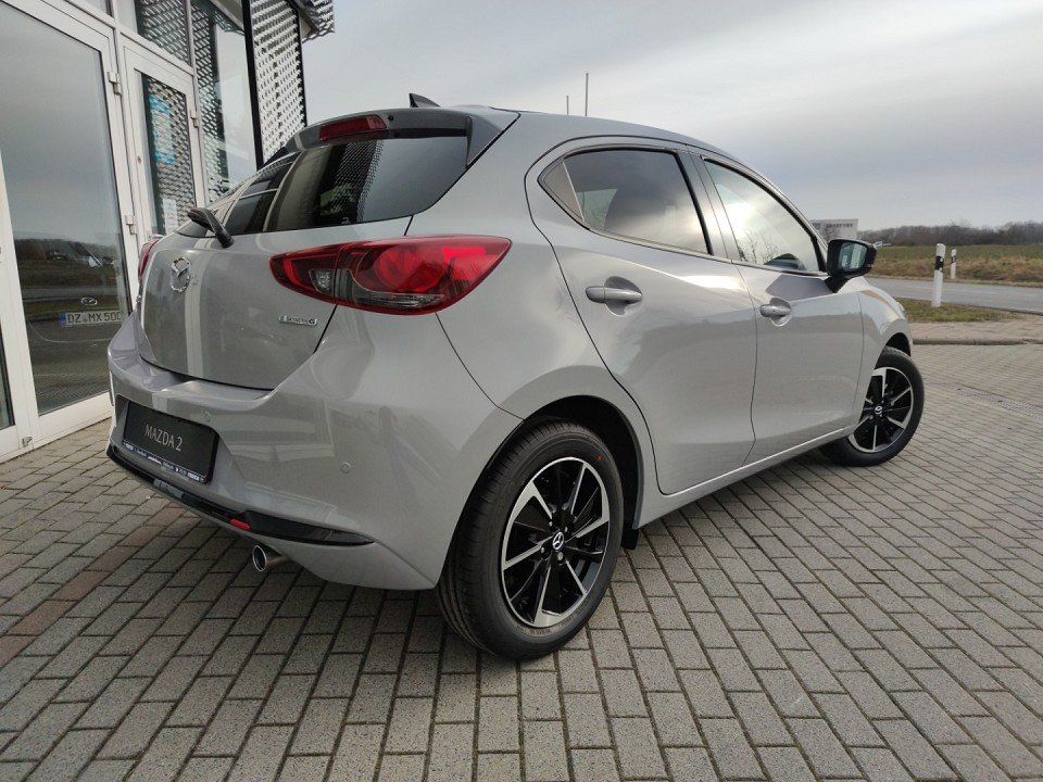 Mazda 2 2 HOMURA AKA Klimaaut Lenkradheizg Matrix 360° A - 